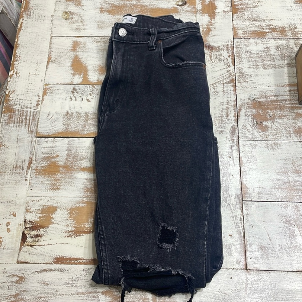 Abercrombie & Fitch Women's Ultra High Rise Ankle Straight Jean